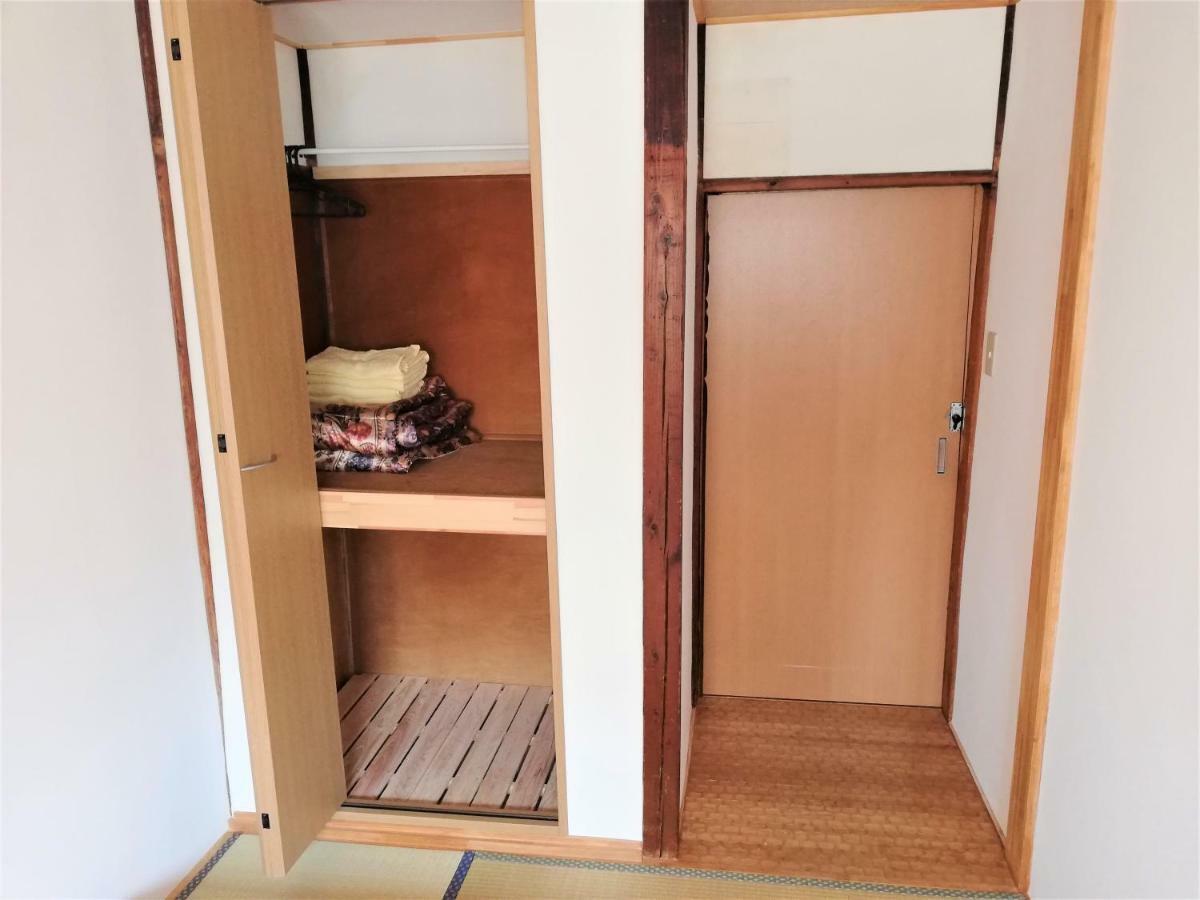 Guesthouse Oasis Osaka Esterno foto